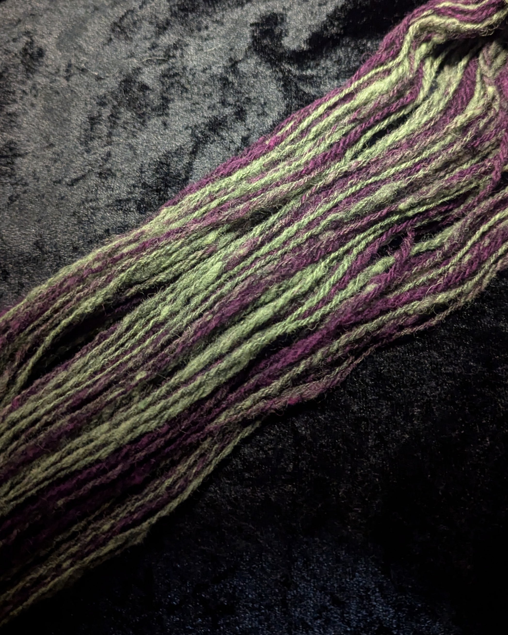 "Maleficent" handspun yarn 45g/90yards 100% wool