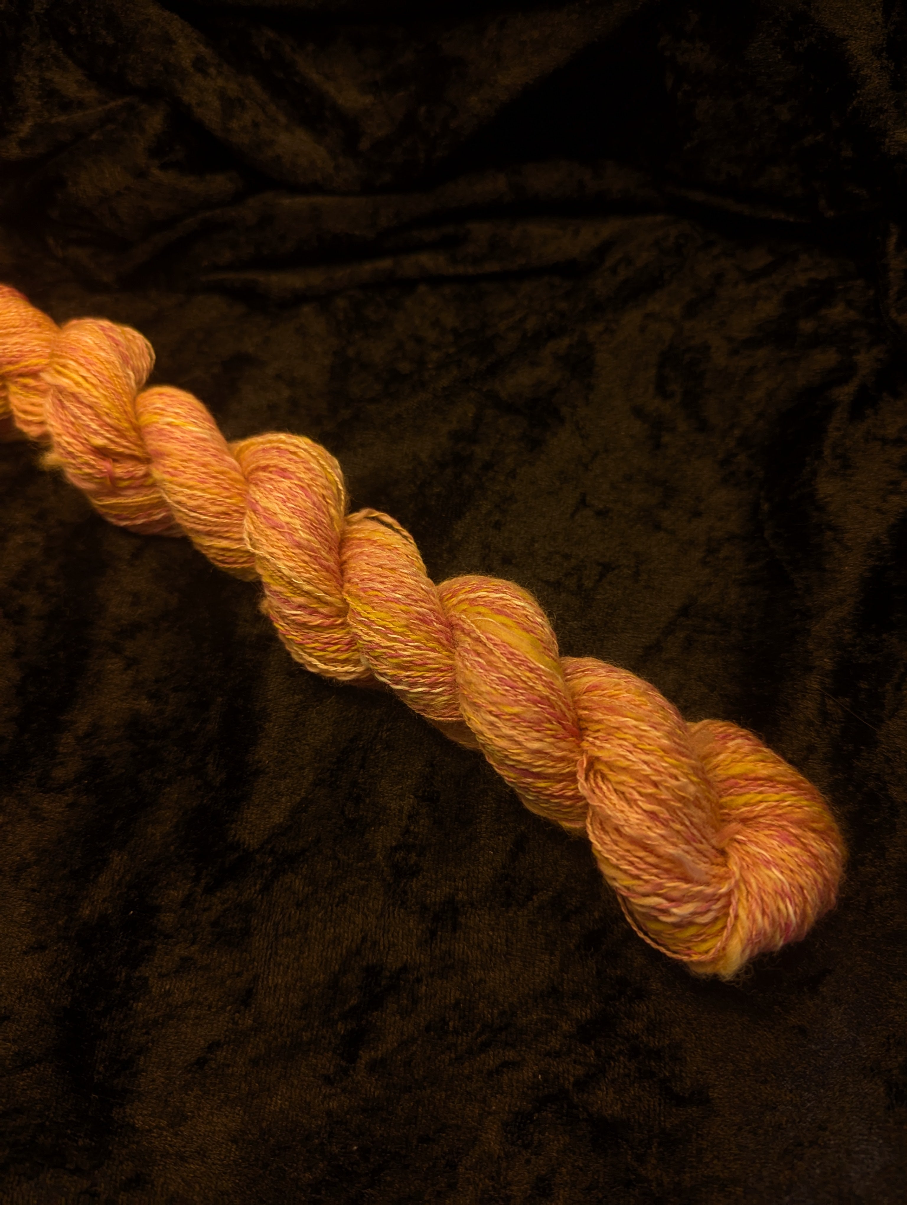 "Sunny Blossom" handspun yarn 25g/160yards Merino/Banana