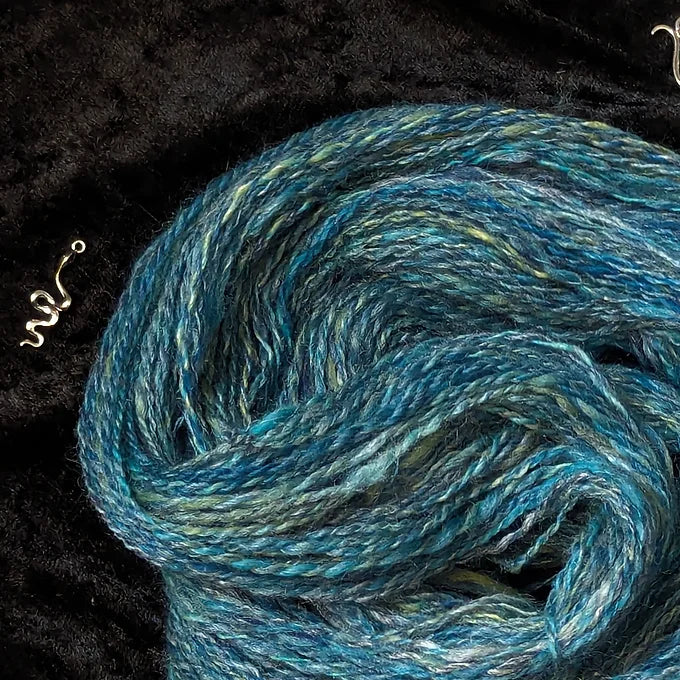 "Aquarius" handspun yarn 25g/95yards Merino/Silk