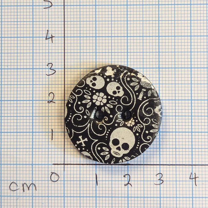 Fancy Skull Button - large