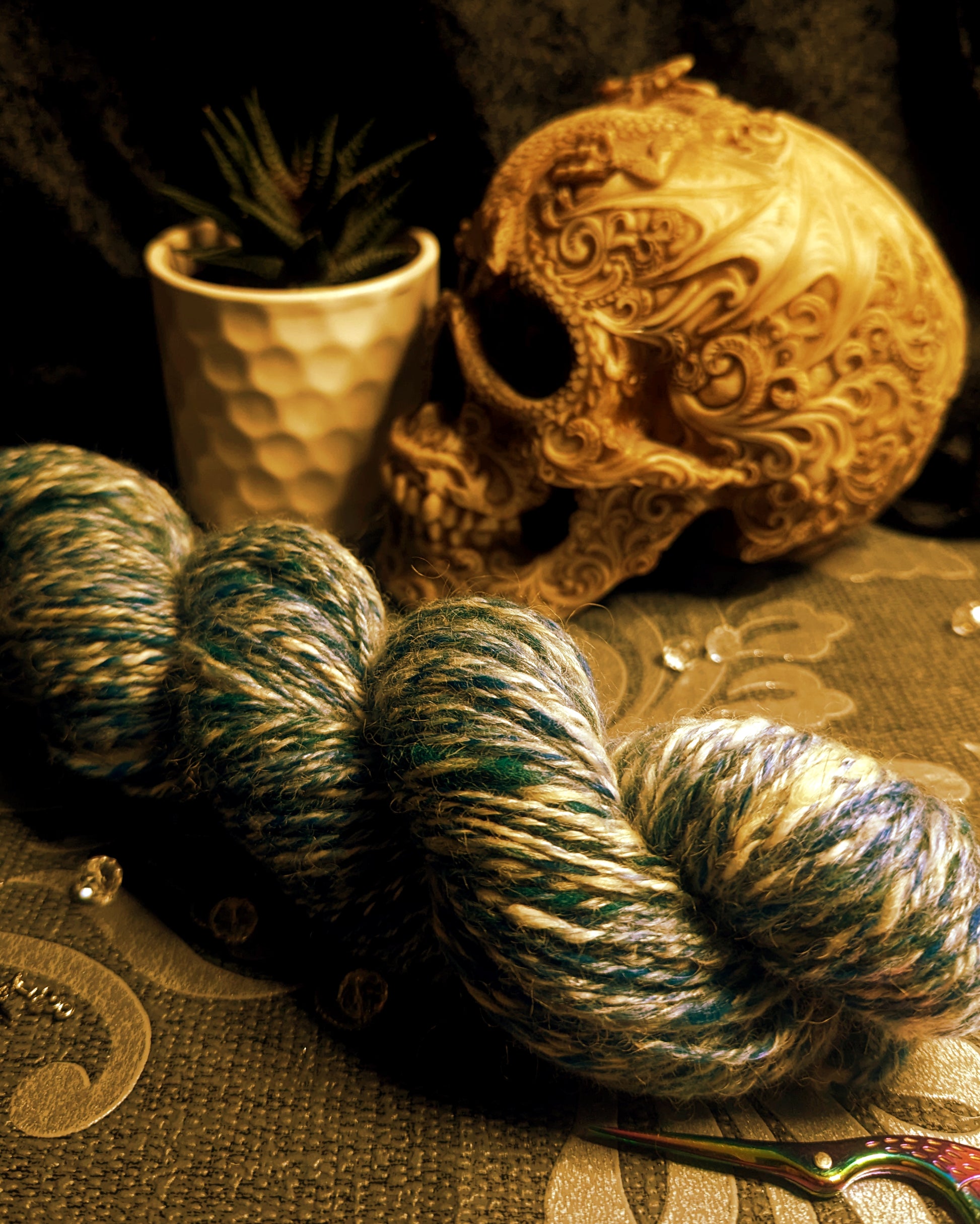 "Big Blue Marble" handspun yarn 100g/220 yards House Blend