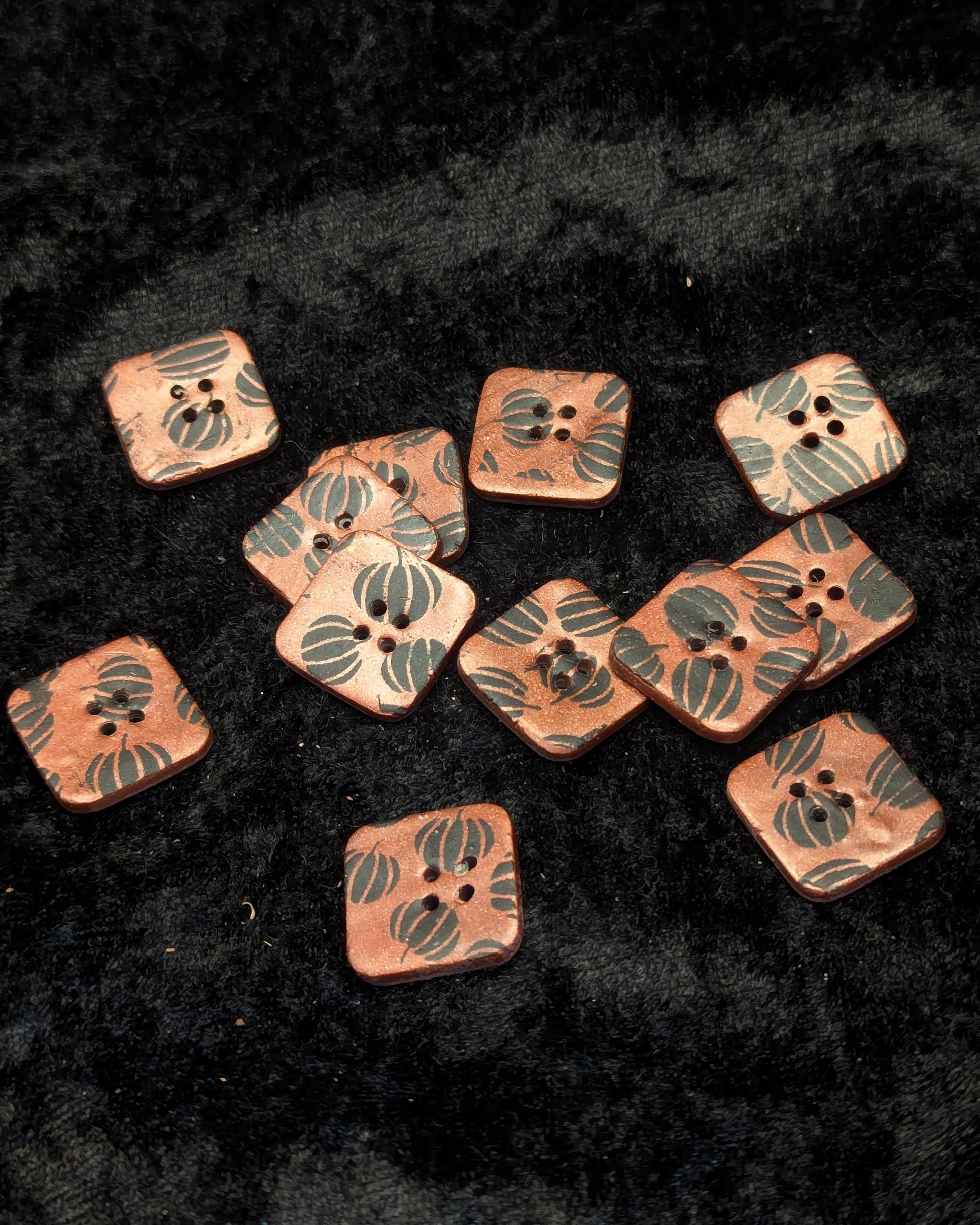 Pumpkin button - black on copper