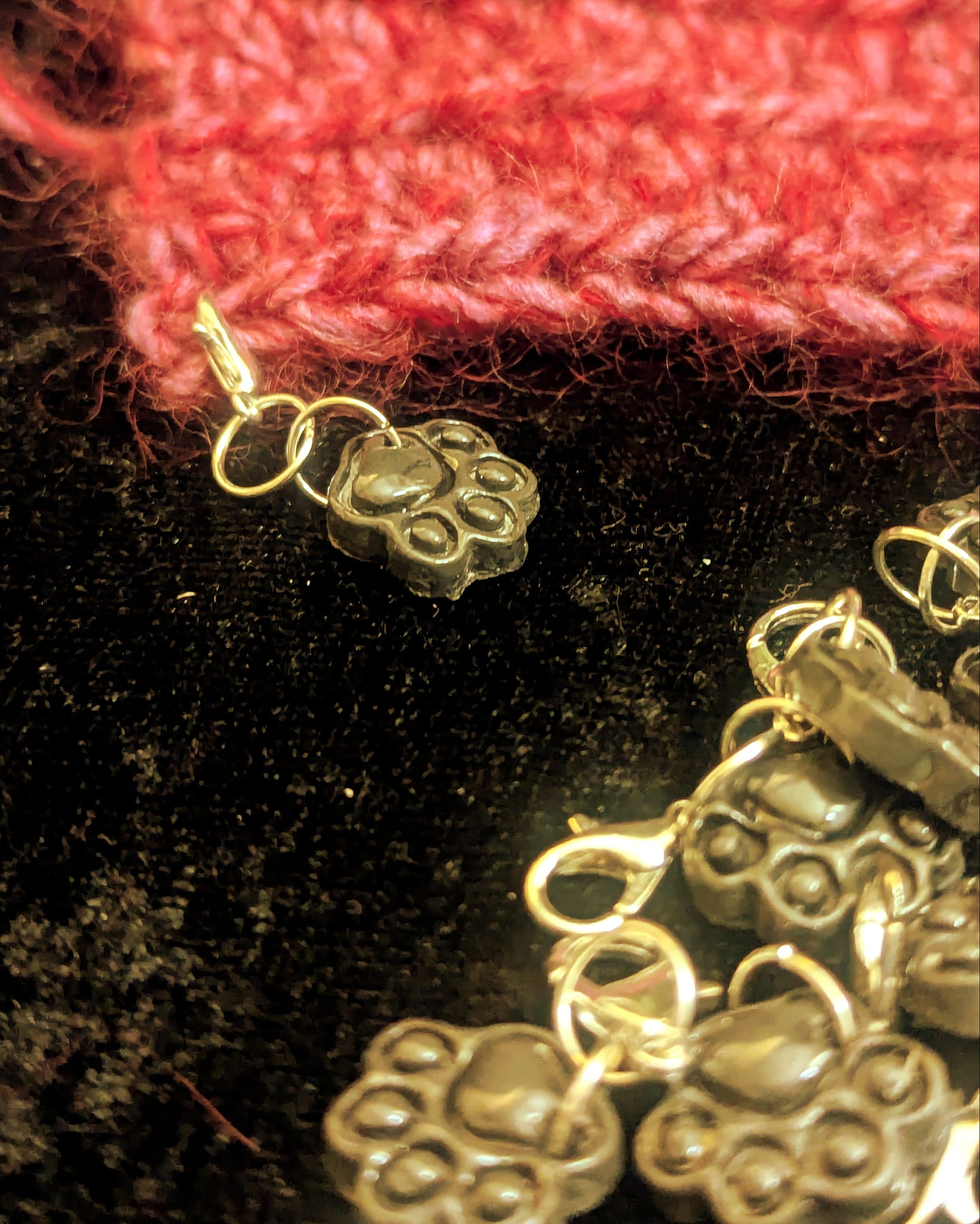 Paw Print Stitch Markers - single