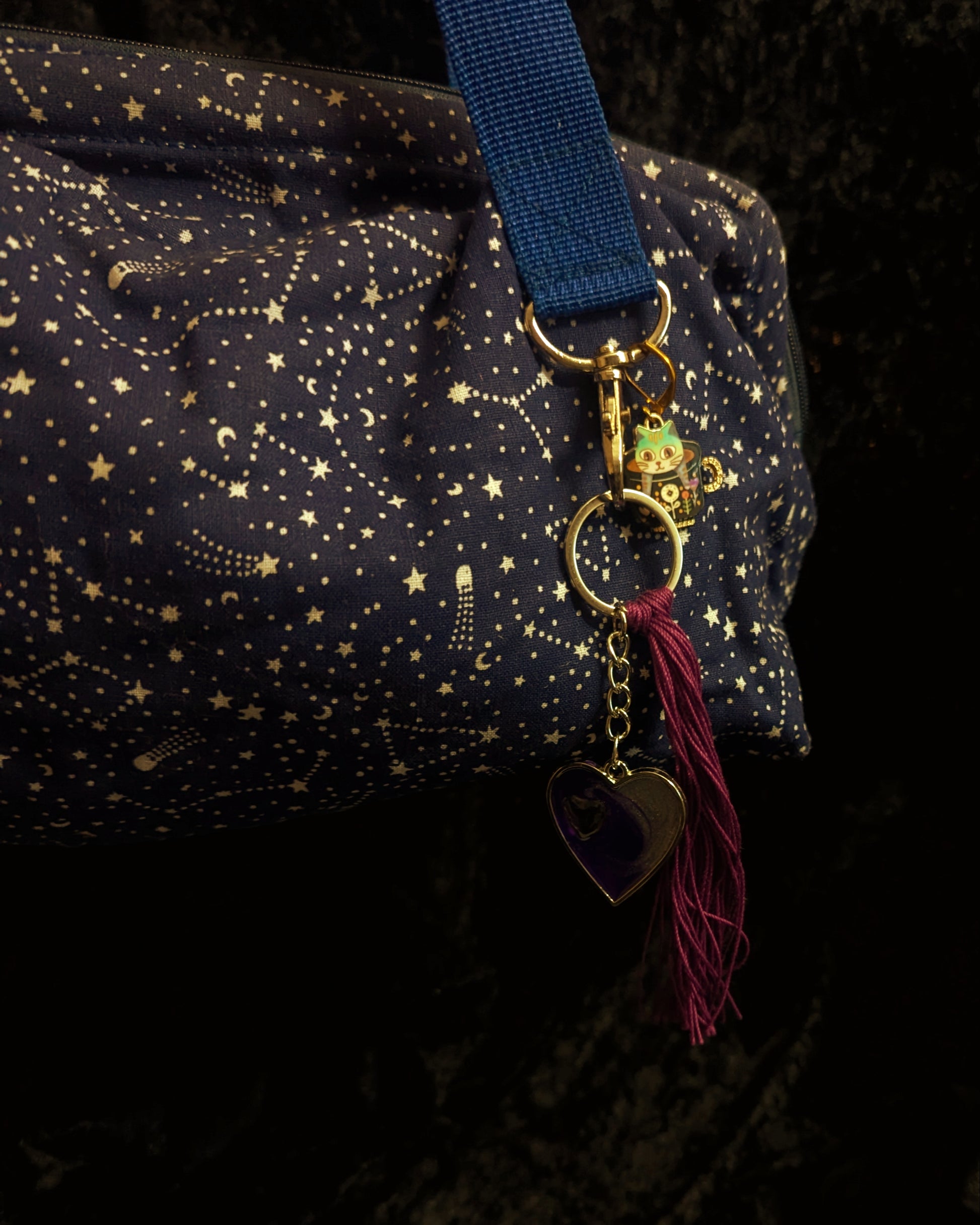 Heart Bag Charm / Key Ring - UV resin with tassel