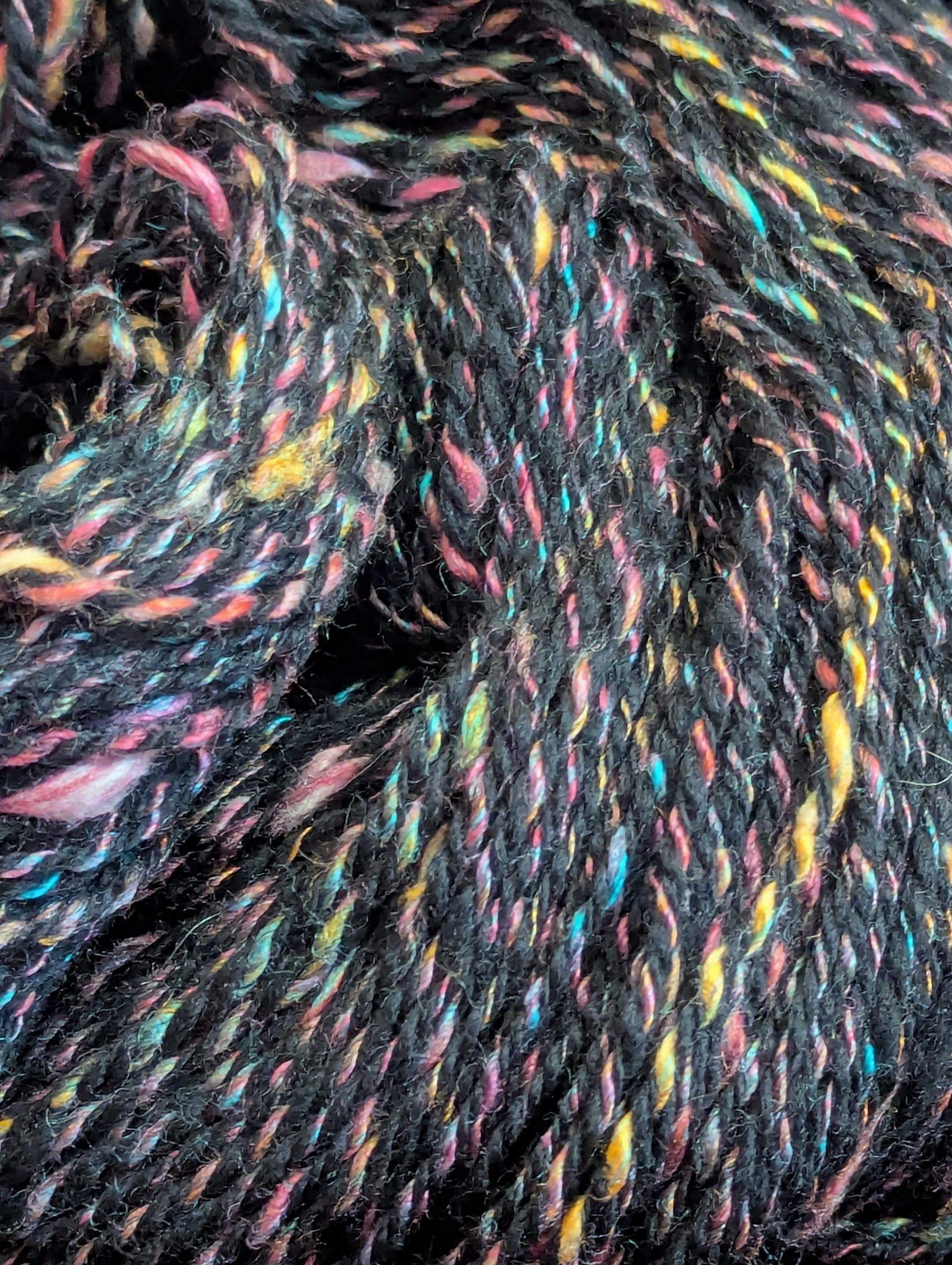 "Dia de Muertos" handspun yarn 110g/280yards Bamboo/Merino blend