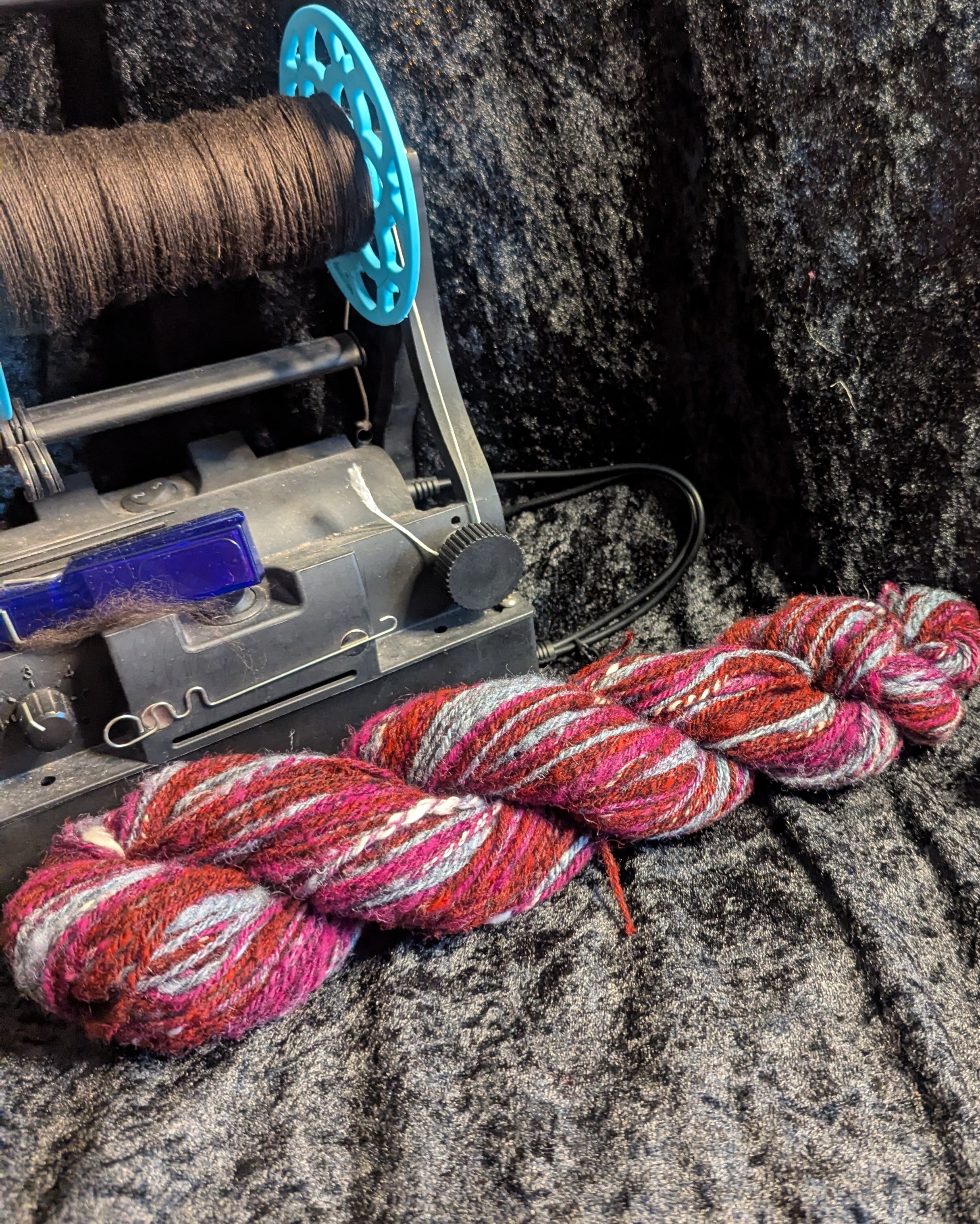 "Mulled Wine" handspun yarn 80g/140yards Wool/Cotton blend