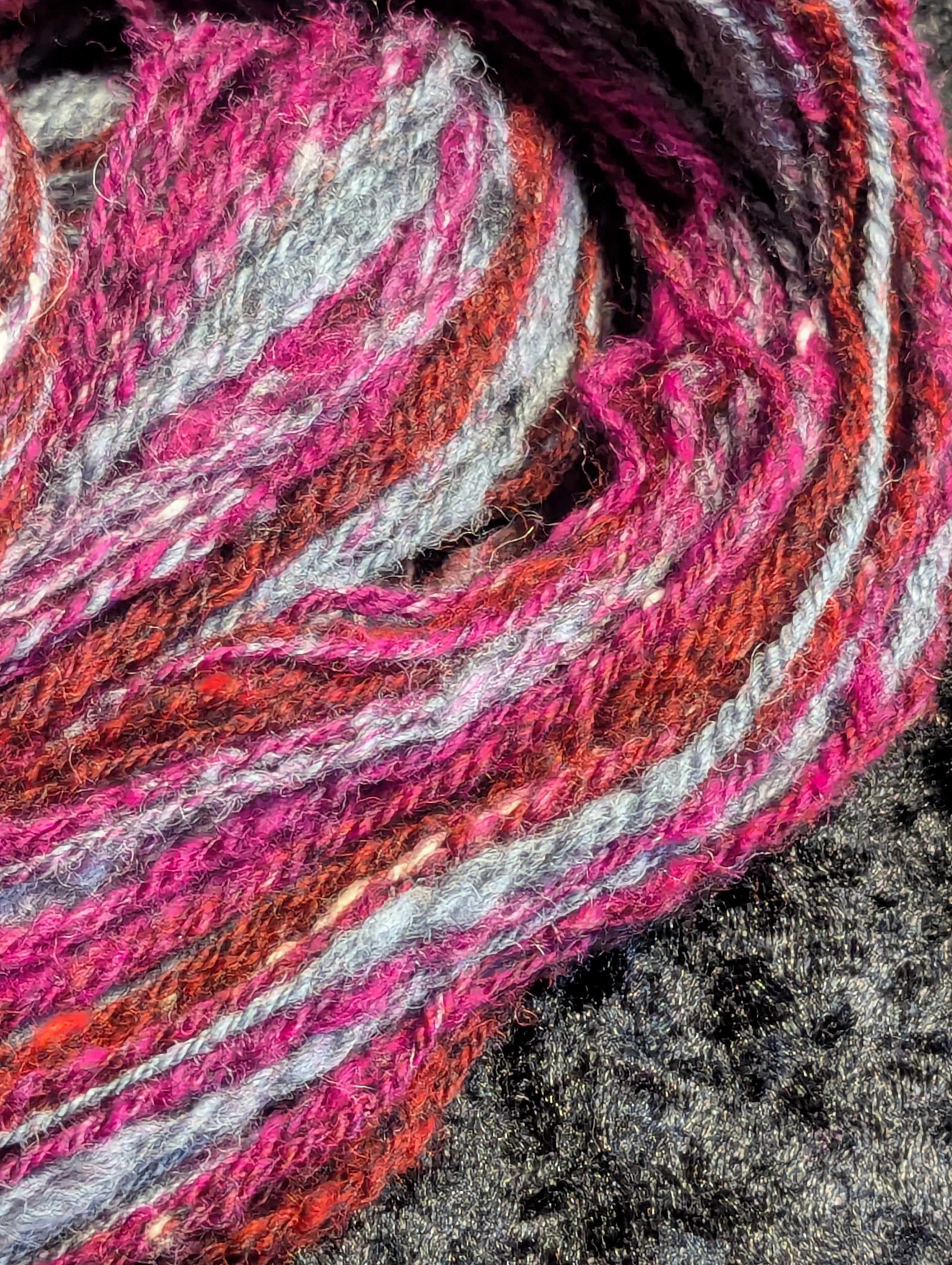 "Mulled Wine" handspun yarn 80g/140yards Wool/Cotton blend
