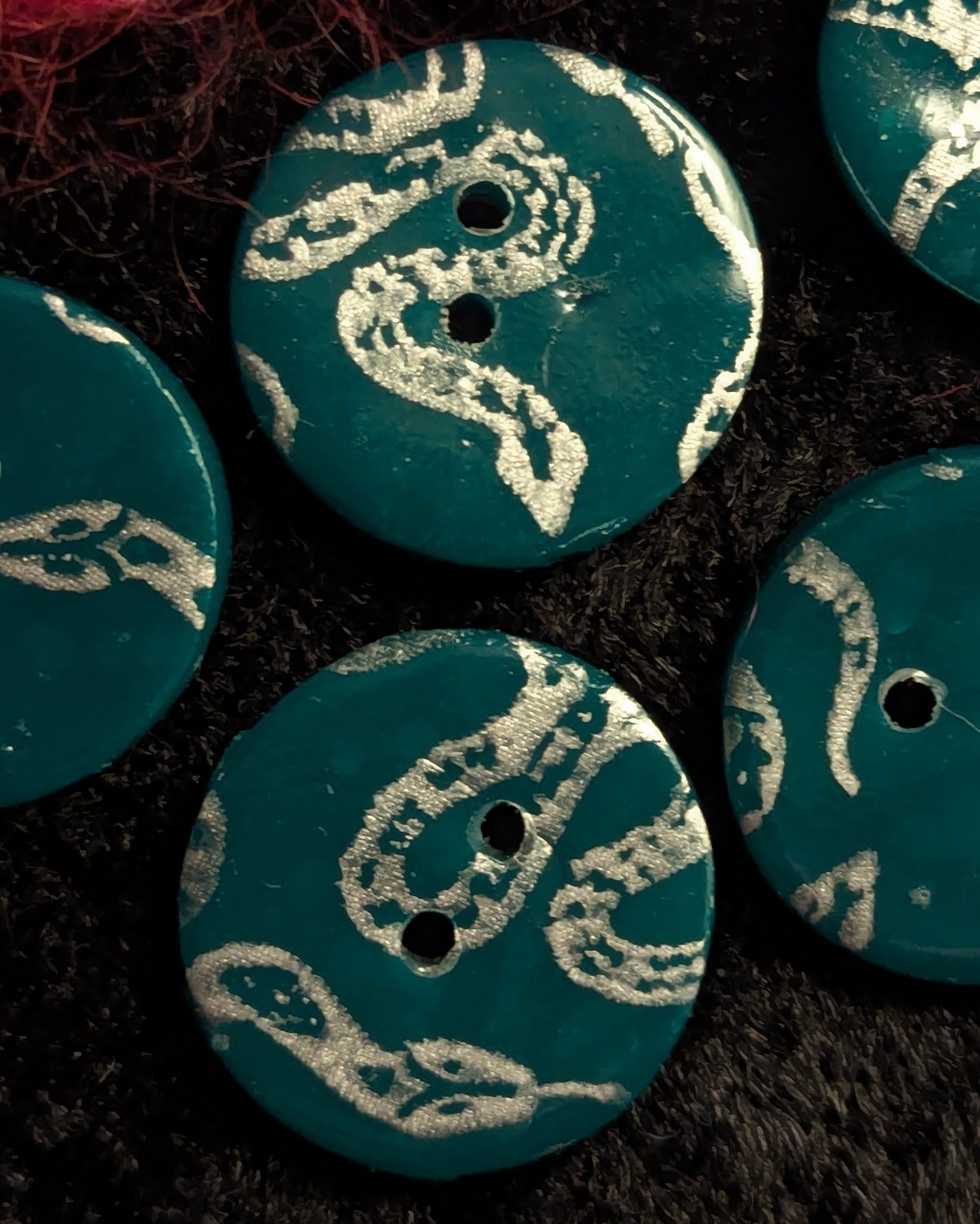 Snake buttons - 20mm - single