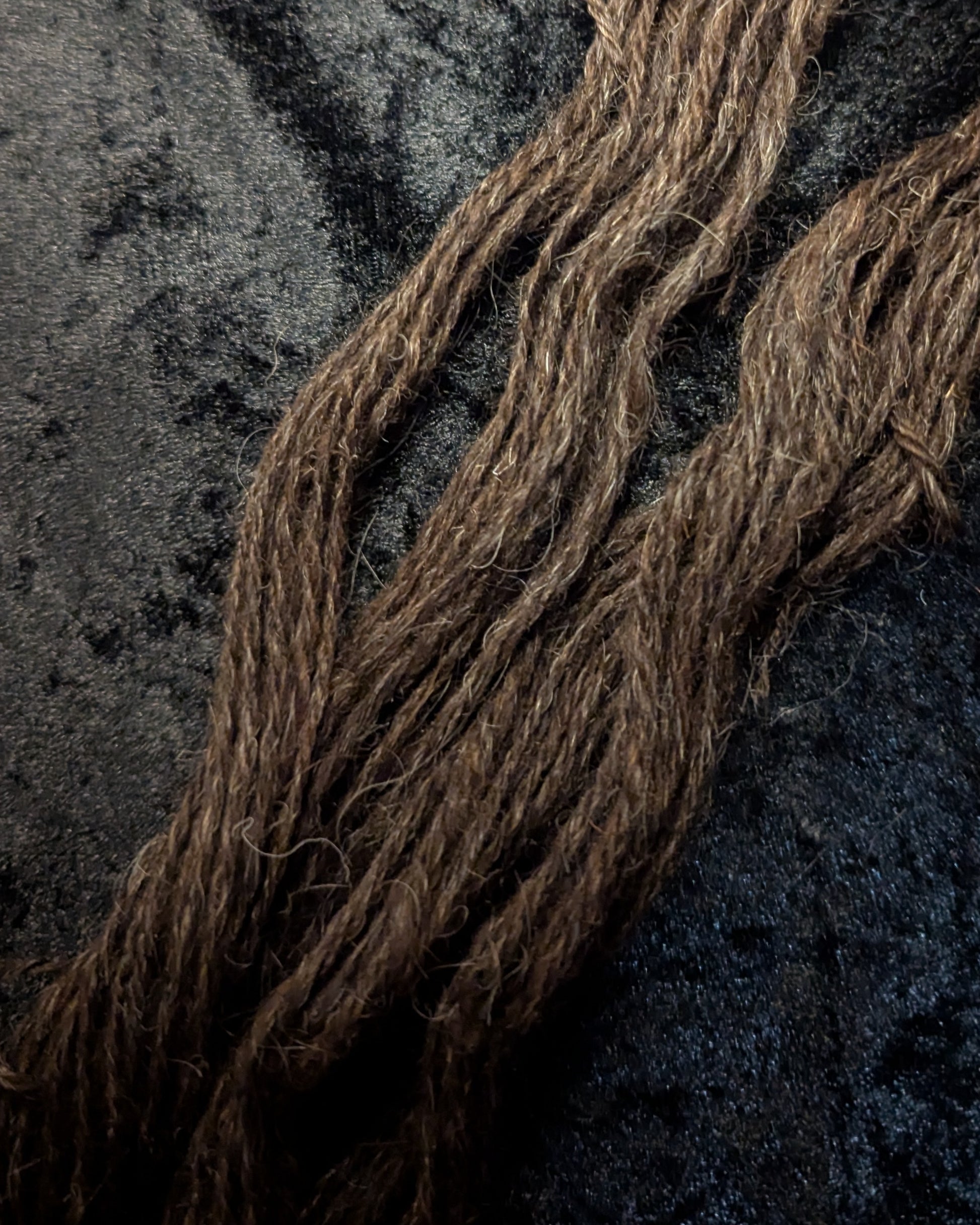 "The Black Sheep" handspun yarn 15g/20yards 100% wool