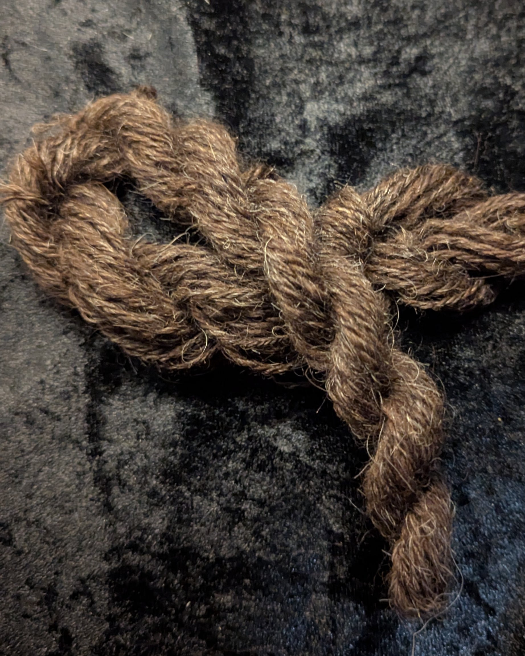 "The Black Sheep" handspun yarn 15g/20yards 100% wool