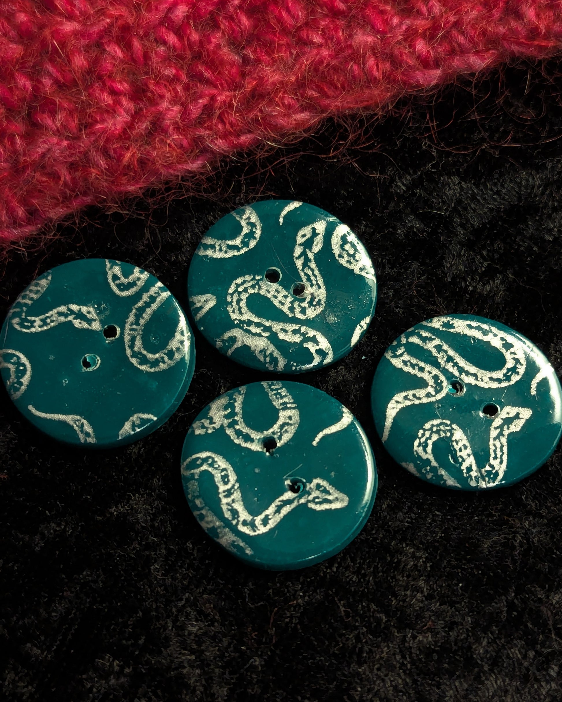 Snake buttons - 25mm - single