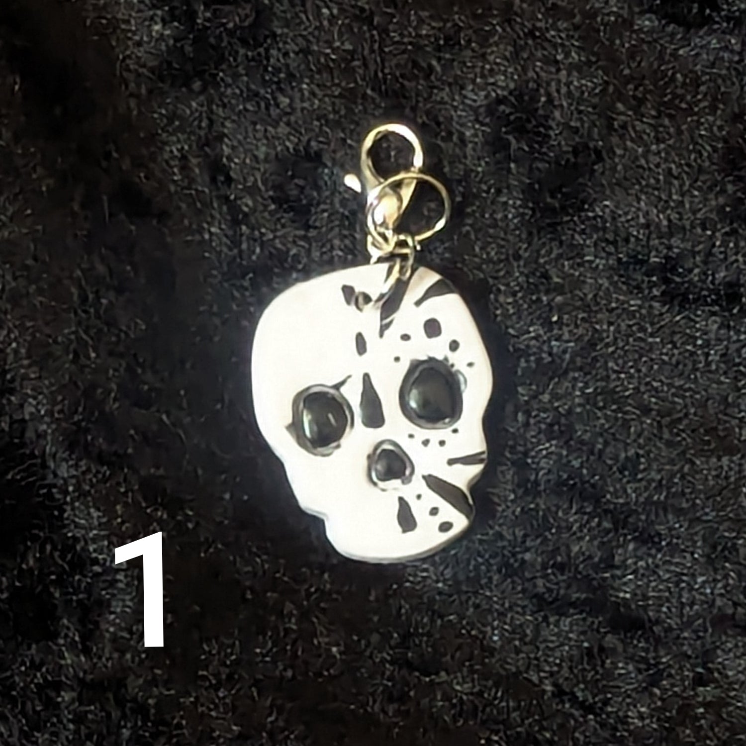 Painted Skull Stitch Markers - single - Option 1